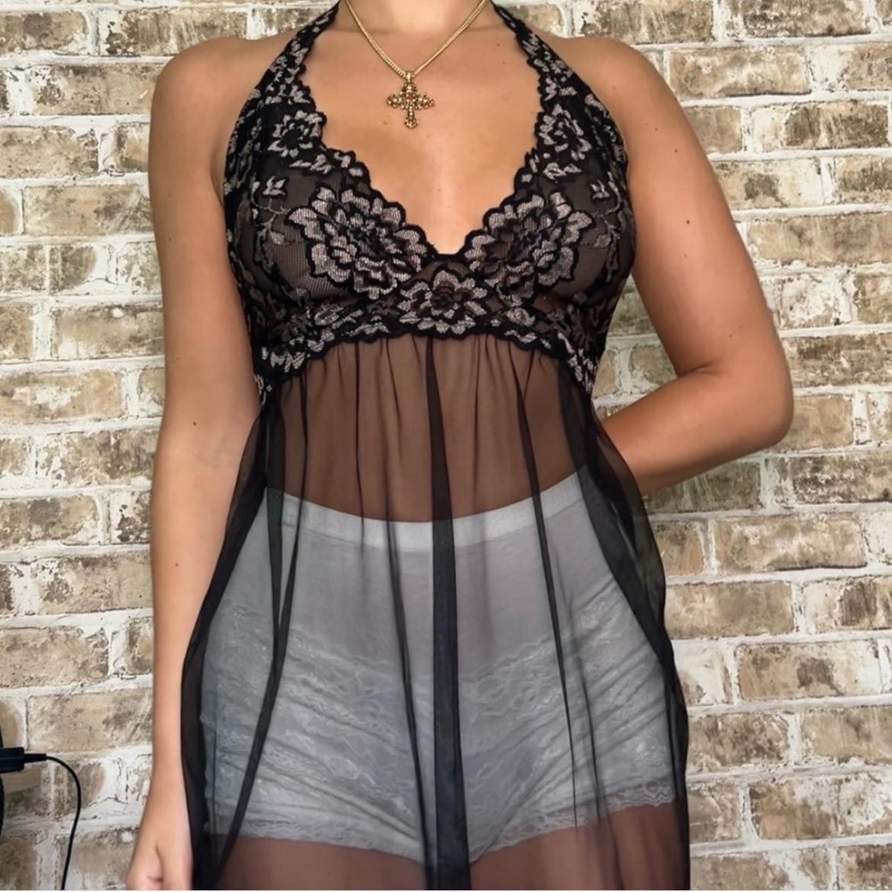 Victoria's Secret Black Lace Chemise Halter babydoll top size L sheer backless